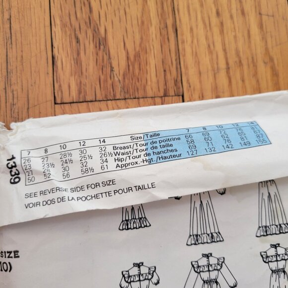 Vintage Little Vogue 1339 Girls Dress Sewing Pattern Size 7 8 10 Costume Cosplay - Picture 4 of 11